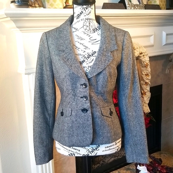 The Limited Jackets & Blazers - The Limited Blazer Size 4